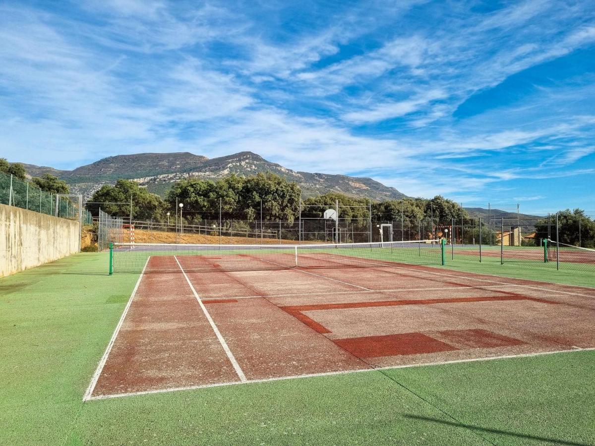 Villa Guara Golf Y Pool Comotucasa Nueno المظهر الخارجي الصورة